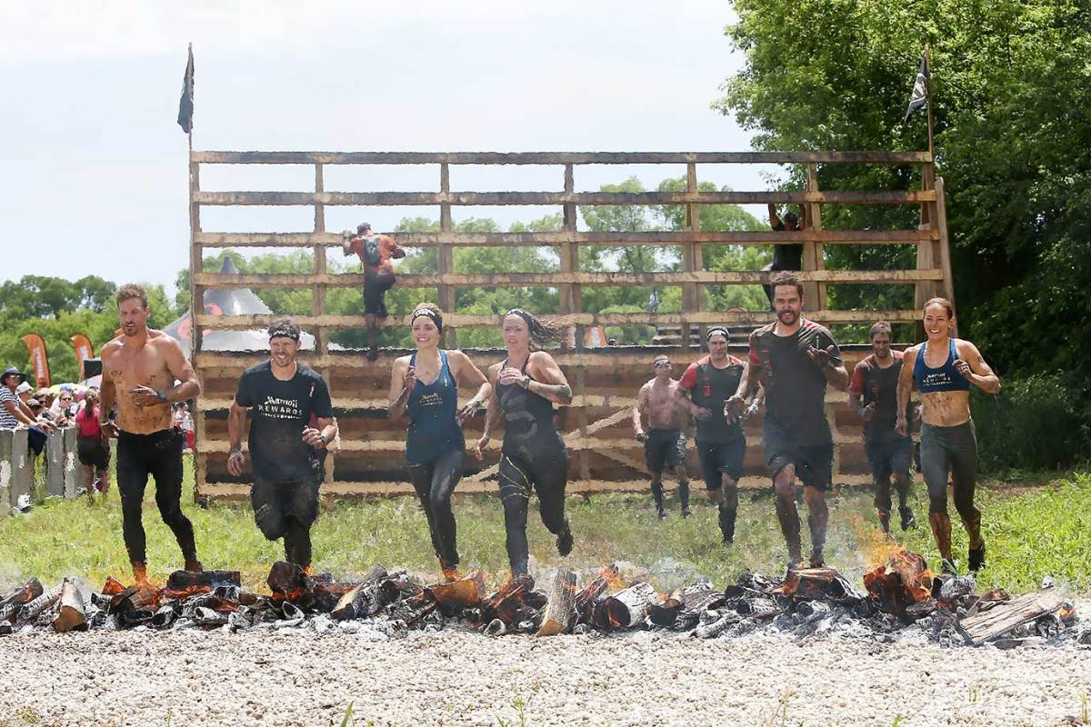 Friday-Night-Lights-for-Spartan-Race-Zach-Gilford-Aimee-Teegarden-Minka-Kelly-539531794_master.jpg
